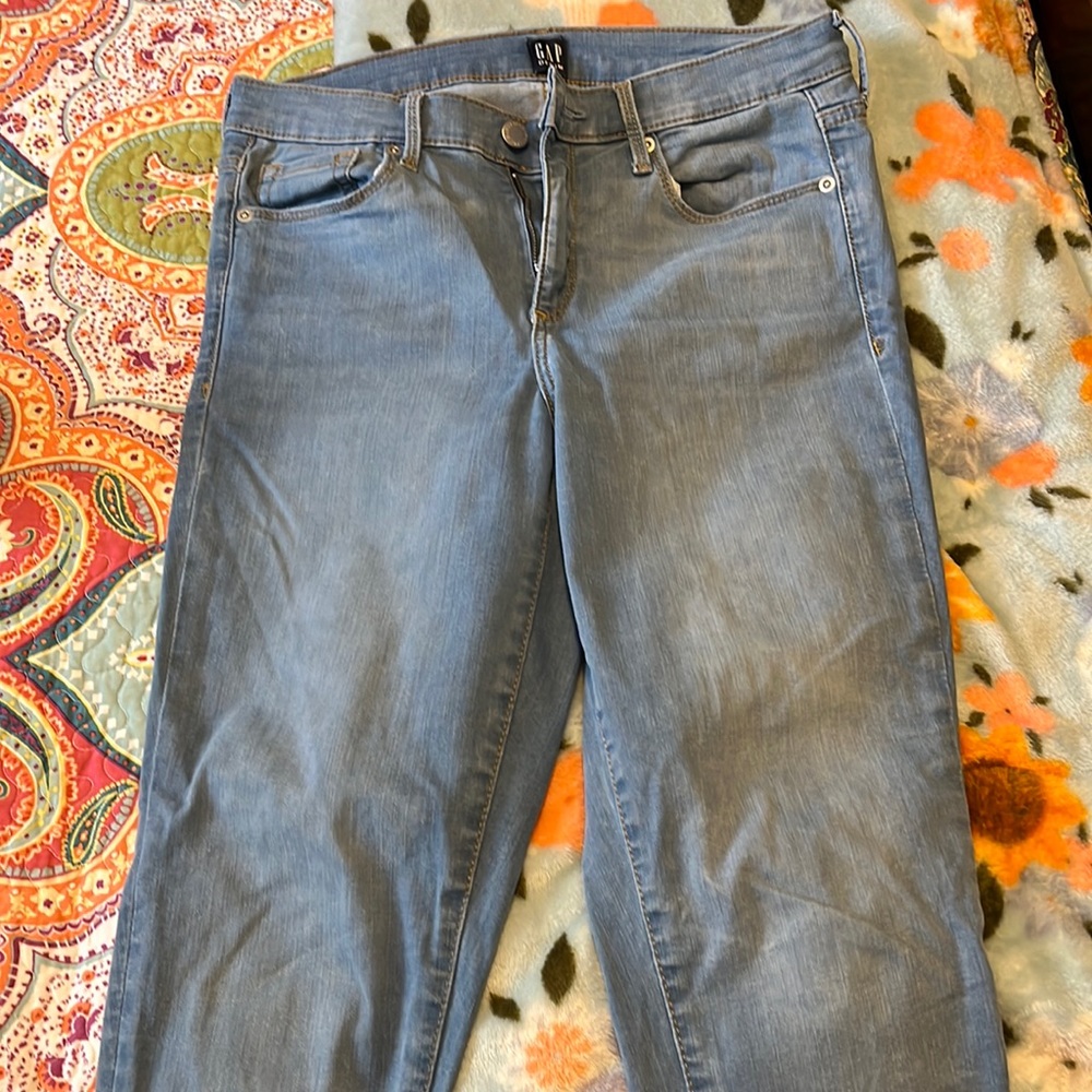 Gap true skinny